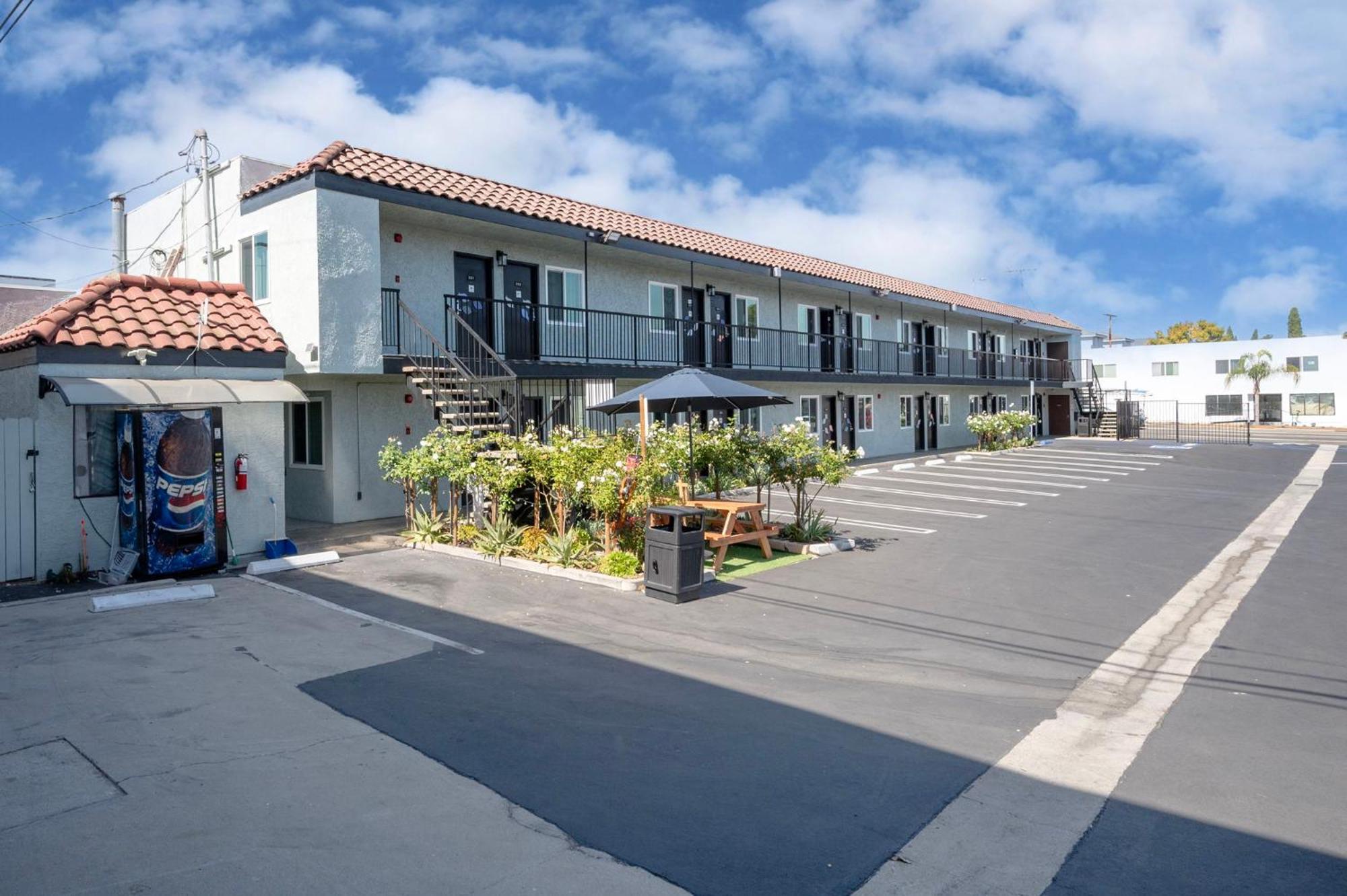 Unik Motel Λος Άντζελες Εξωτερικό φωτογραφία